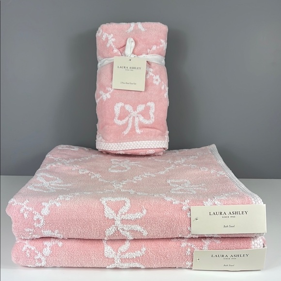 Laura Ashley Bath Towel Set Pink White Bow Pattern 2 Bath 2 Hand Cotton 4pc NEW - Picture 1 of 12